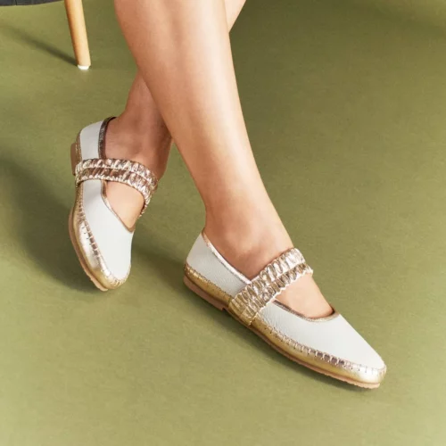 Zapato Tipo Merceditas (Mary Janes) - Ref. Z-3296 Blanco Con Dorado